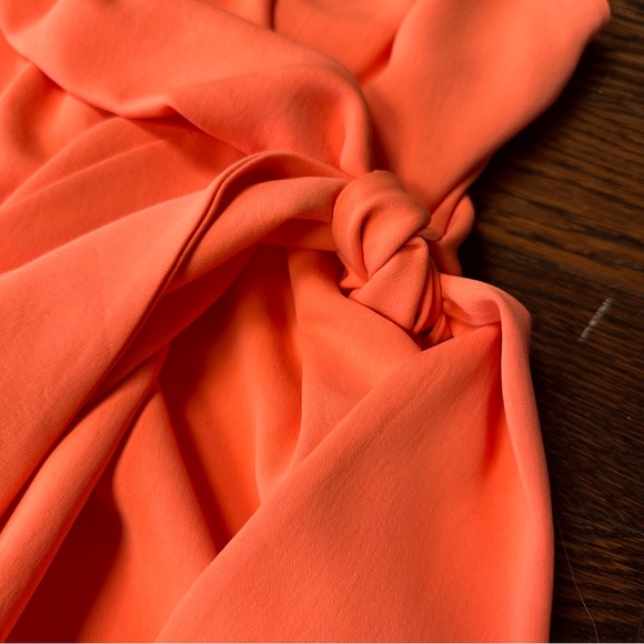 Alice + Olivia Katie Tie Wrap Dress in Coral, Size 2 - Picture 7 of 13